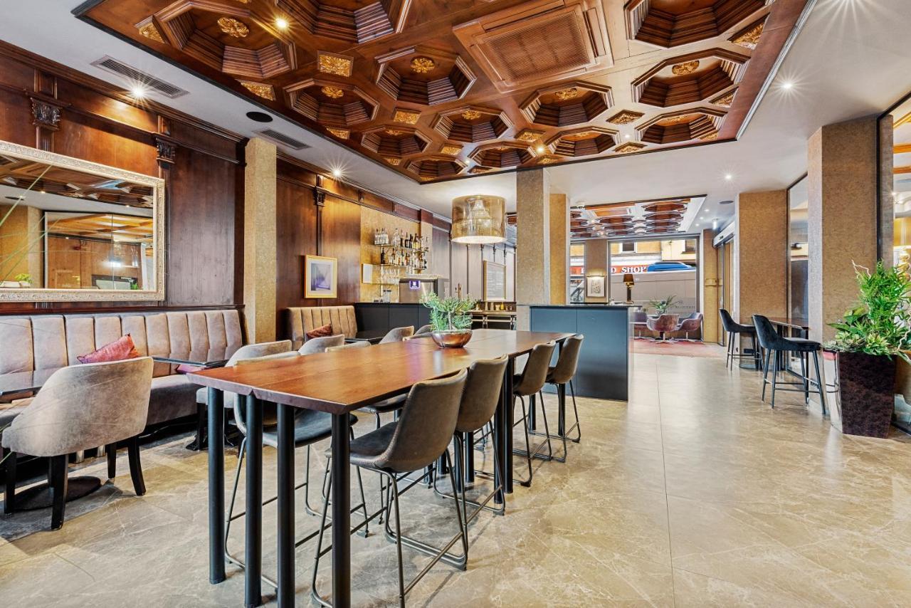 King's First Monaco di Baviera
